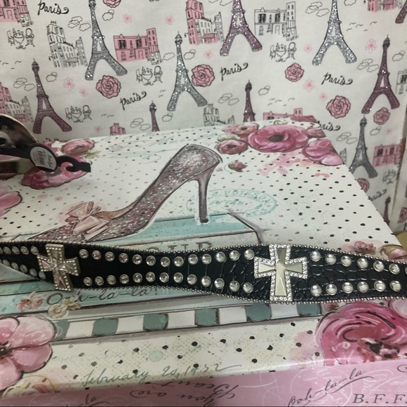 Blazin Roxx Women’s Rhinestone Western Scallop Belt - Picture 8 of 15